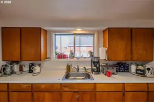 471 Birch St, Junction City, OR 97448 - Photo 13