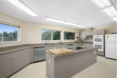 6250 NE Evergreen Ln, Newport, OR 97365 - Photo 41