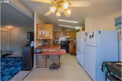 4915 Swegle Rd NE #13, Salem, OR 97301 - Photo 9