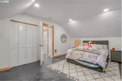 2300 Kelso Dr, Kelso, WA 98626 - Photo 13