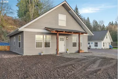 2300 Kelso Dr, Kelso, WA 98626 - Photo 1