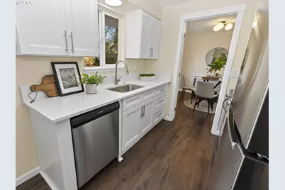 9955 SW Ardenwood St, Portland, OR 97225 - Photo 13
