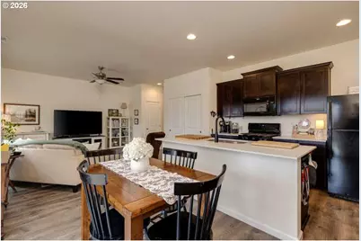 2097 NW Woodland Dr, McMinnville, OR 97128 - Photo 9