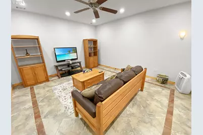 5831 Old Highway 99, Ashland, OR 97520 - Photo 13