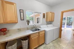5831 Old Hwy 99, Ashland, OR 97520 - Photo 19