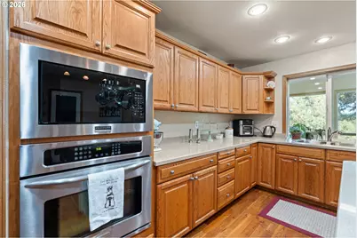 44220 Cowboy Hill Ln, Chiloquin, OR 97624 - Photo 15
