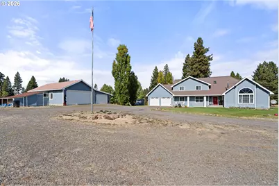 44220 Cowboy Hill Ln, Chiloquin, OR 97624 - Photo 3