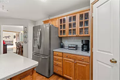 44220 Cowboy Hill Ln, Chiloquin, OR 97624 - Photo 17