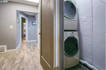 315 N Gale St, Heppner, OR 97836 - Photo 9