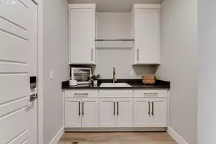 2082 Golfview Ct, Eugene, OR 97403 - Photo 41