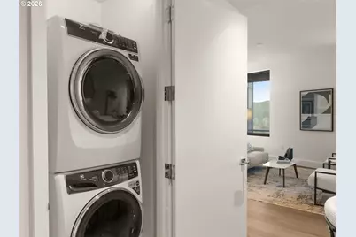 550 SW 10th Ave #2804, Portland, OR 97205 - Photo 11