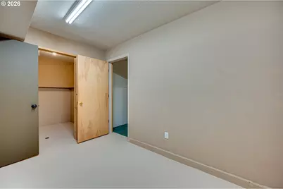 724 Ostrander Rd, Kelso, WA 98626 - Photo 27