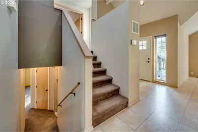 724 Ostrander Rd, Kelso, WA 98626 - Photo 5