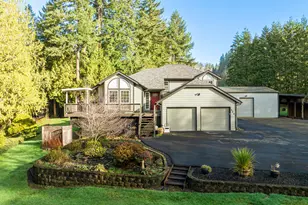 724 Ostrander Rd, Kelso, WA 98626 - Photo 1