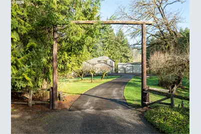 724 Ostrander Rd, Kelso, WA 98626 - Photo 3