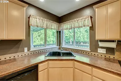 724 Ostrander Rd, Kelso, WA 98626 - Photo 13