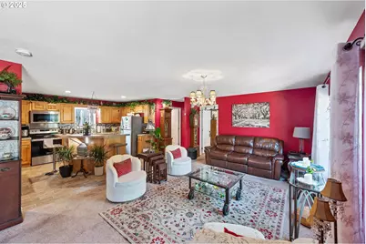 610 Shorepines Pl, Coos Bay, OR 97420 - Photo 13