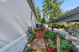 610 Shorepines Pl, Coos Bay, OR 97420 - Photo 5