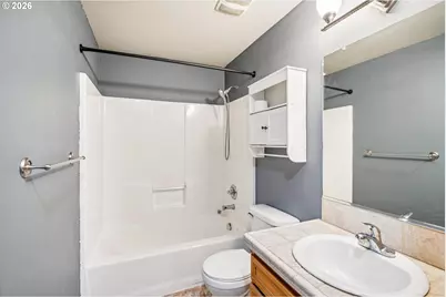 13949 SE Bush St, Portland, OR 97236 - Photo 25