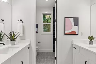 10044 SW 72nd Ave, Portland, OR 97223 - Photo 43