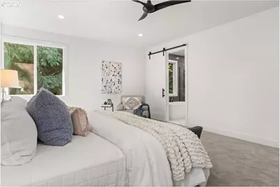 10044 SW 72nd Ave, Portland, OR 97223 - Photo 29