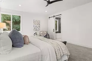 10044 SW 72nd Ave, Portland, OR 97223 - Photo 29