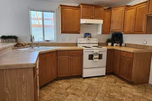 1050 Broadway Ave, Winchester Bay, OR 97467 - Photo 9