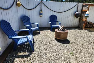 1050 Broadway Ave, Winchester Bay, OR 97467 - Photo 35