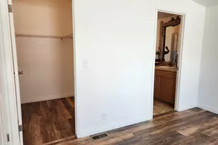 1050 Broadway Ave, Winchester Bay, OR 97467 - Photo 17