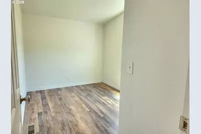 1050 Broadway Ave, Winchester Bay, OR 97467 - Photo 27