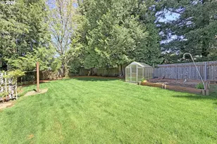 1504 NE Village Squire Ct, Gresham, OR 97030 - Photo 23