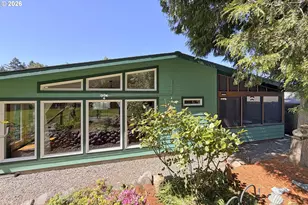 1504 NE Village Squire Ct, Gresham, OR 97030 - Photo 15