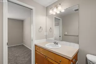 11885 SE Pine St, Portland, OR 97216 - Photo 15
