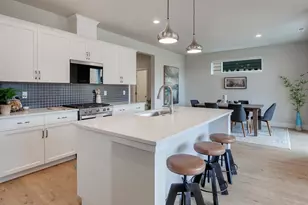 17499 SW Grand Ave, Tigard, OR 97140 - Photo 9