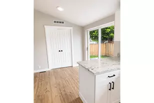 1100 NW Warrenton Dr, Warrenton, OR 97146 - Photo 11