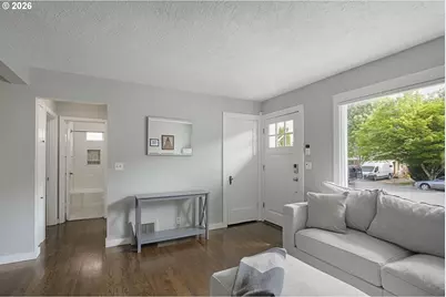 10236 N Smith St, Portland, OR 97203 - Photo 5