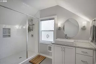 10236 N Smith St, Portland, OR 97203 - Photo 29