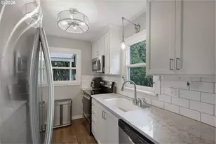 10236 N Smith St, Portland, OR 97203 - Photo 17