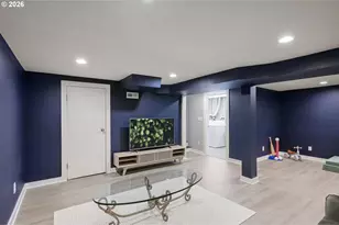 10236 N Smith St, Portland, OR 97203 - Photo 33