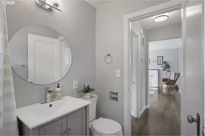 10236 N Smith St, Portland, OR 97203 - Photo 9