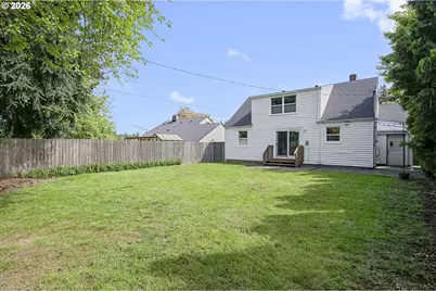 10236 N Smith St, Portland, OR 97203 - Photo 41
