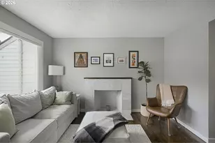 10236 N Smith St, Portland, OR 97203 - Photo 13