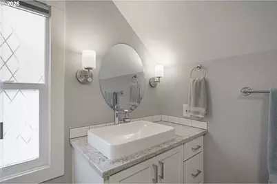 10236 N Smith St, Portland, OR 97203 - Photo 29