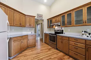231 East St, Oregon City, OR 97045 - Photo 19