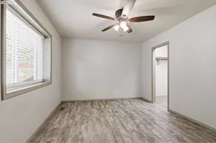 231 East St, Oregon City, OR 97045 - Photo 27