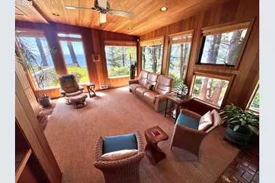 31780 Chantrelle Ln, Gold Beach, OR 97444 - Photo 11