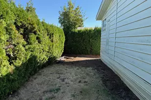 5422 Portland Rd NE, Salem, OR 97305 - Photo 43