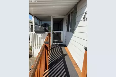 5422 Portland Rd NE #47, Salem, OR 97305 - Photo 3