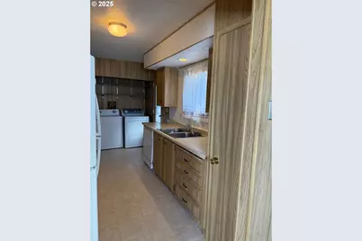 5422 Portland Rd NE #47, Salem, OR 97305 - Photo 13