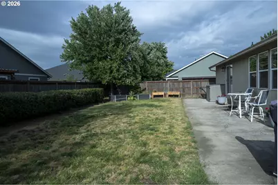 2561 Golfview Ave, Sutherlin, OR 97479 - Photo 35